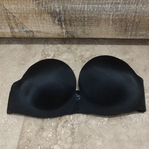Victoria's Secret Other - Strapless Victoria's Secret bra